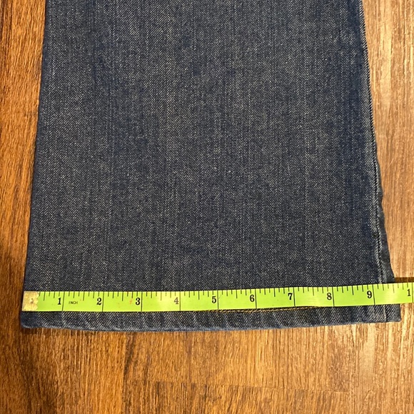 Calvin Klein Flare Fit Faded Design Jeans 99% Cotton - Picture 15 of 16